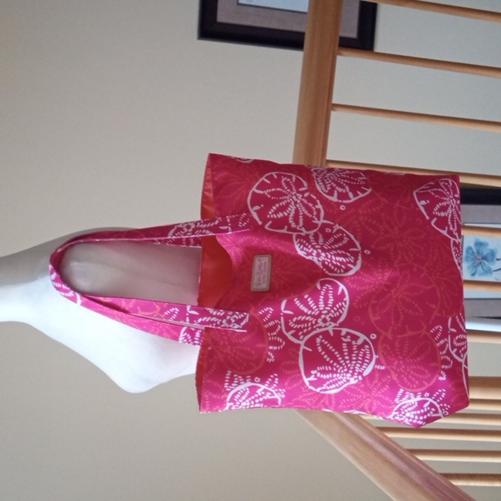 Lilly Pulitzer for Estee Lauder canvas travel weekender tote bag like new